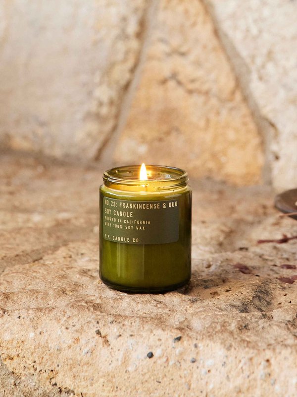 P.F Candle - Frankincense & Oud