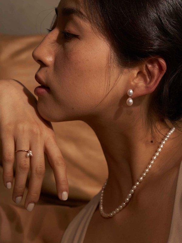 Tahlia Earrings - Freshwater Pearl in Rose Gold